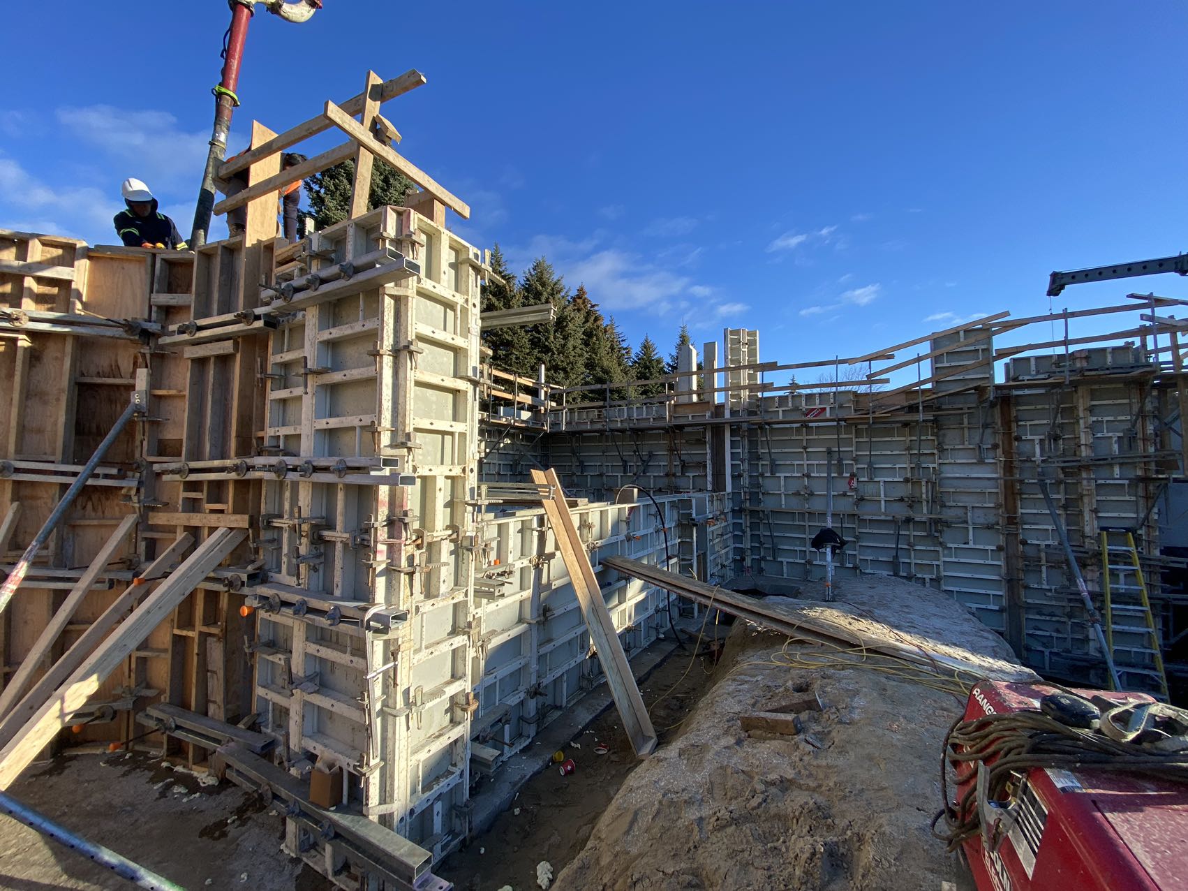 Kensington Dr, Richmond Hill - Image 43